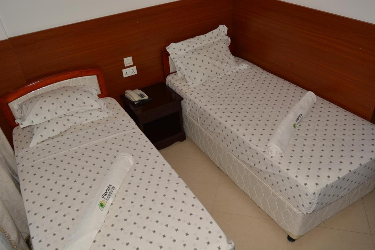 Florida Executive Inn Dar es Salaam Buitenkant foto